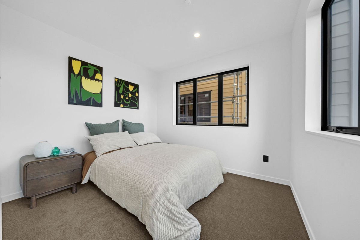 170m2 Brandnew 5 beds (2 ensuites) 3.5 baths home with 2 car parks, 174-180 Bremner Road, Karaka, Auckland