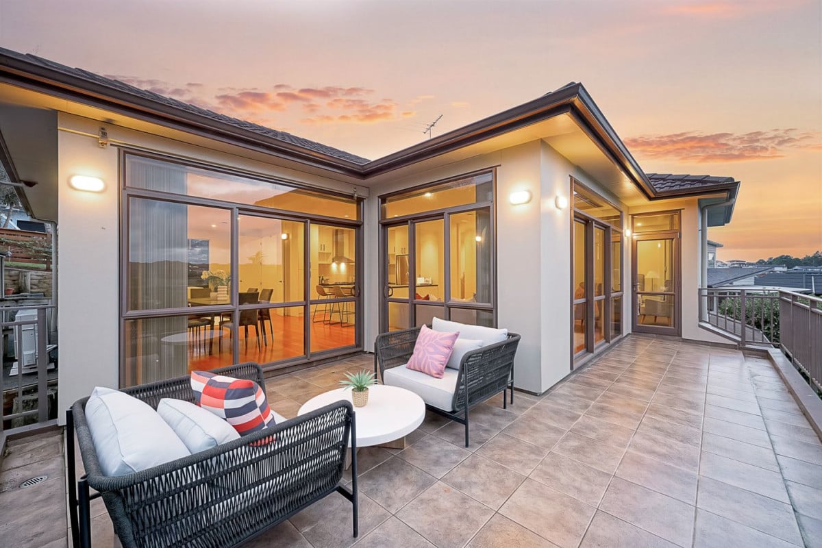 607m2 section, with uninterrupted views of the Waitakere Ranges, 256m2 4 beds 2.5 baths house with double garage, 14 Waltham Street, Henderson, Auckland