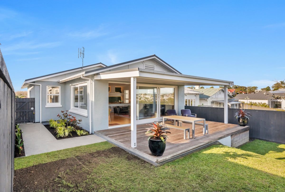 Owners Downsizing – Retirement Beckons, 522m2 section, Renovated 3 beds 2 baths house, 36 Old Mill Road, Grey Lynn, Auckland