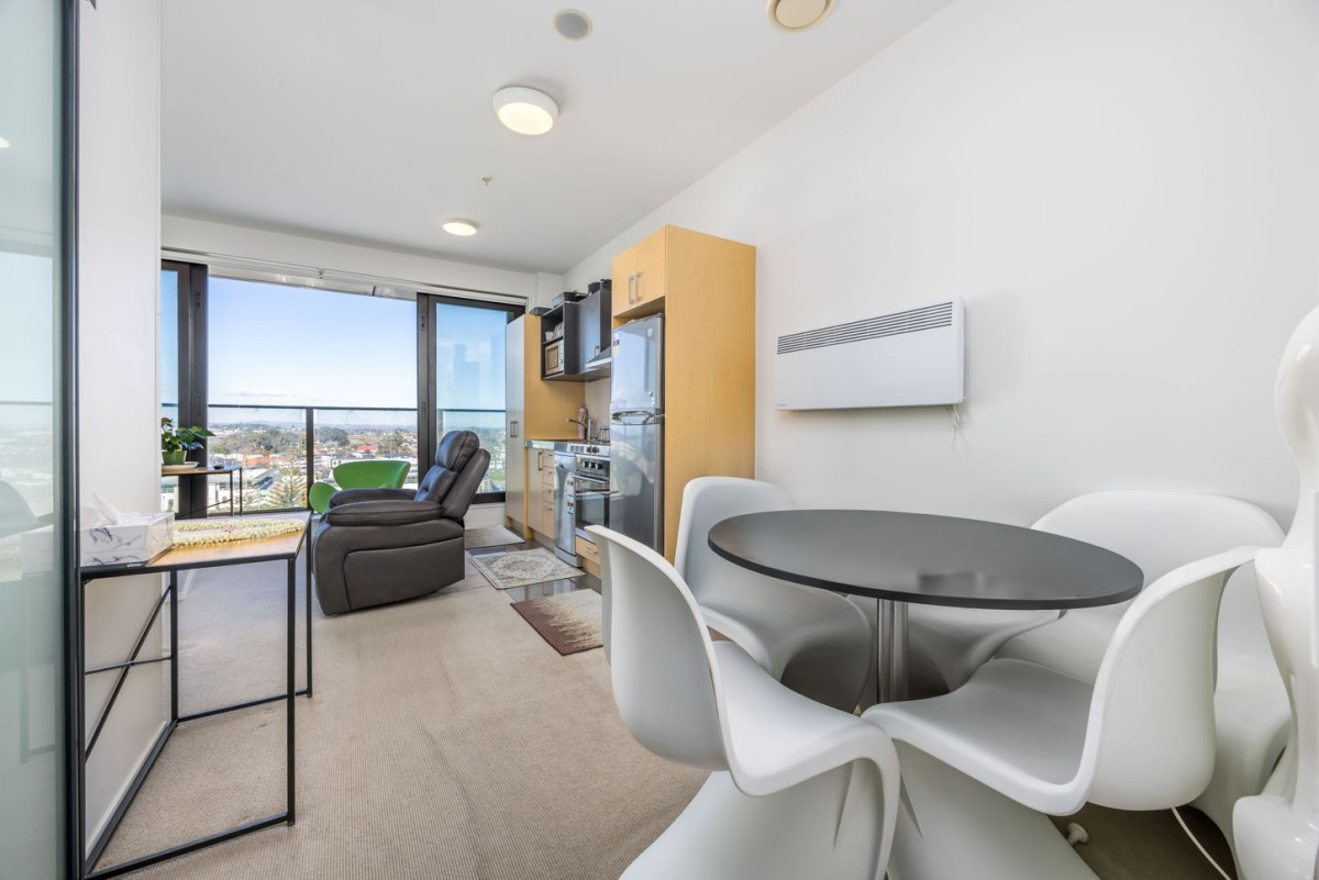46m2 Freehold 2 beds 1 bath apartment, move-in ready, Directly opposite Manukau Train Station, Just a short walk to Westfield Manukau, 813/17 Putney Way, Manukau, Auckland