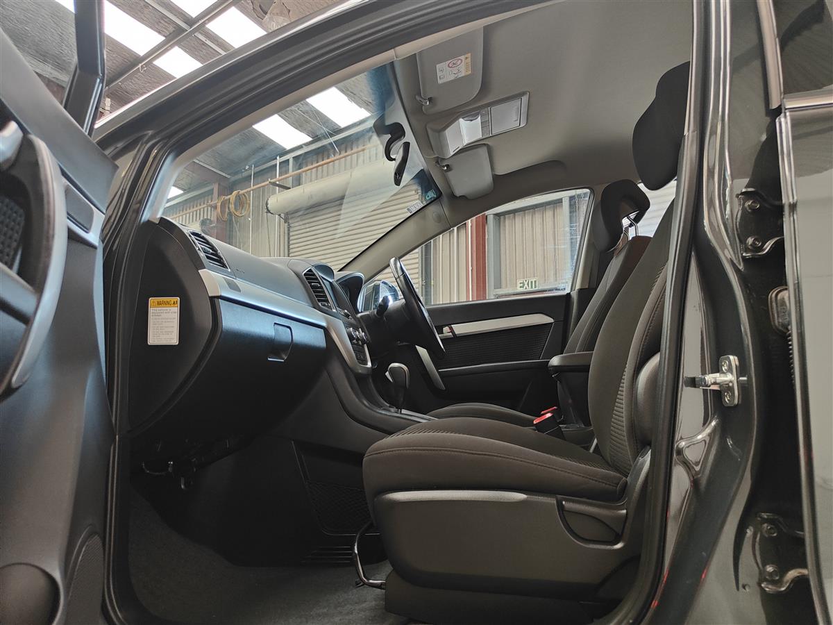 2016 Holden Captiva LS 2.4P/NZ NEW/ONE OWNER/ RV/SUV Automatic, 5 seats, Grey, Petrol, 2,384 cc, 38,058 km