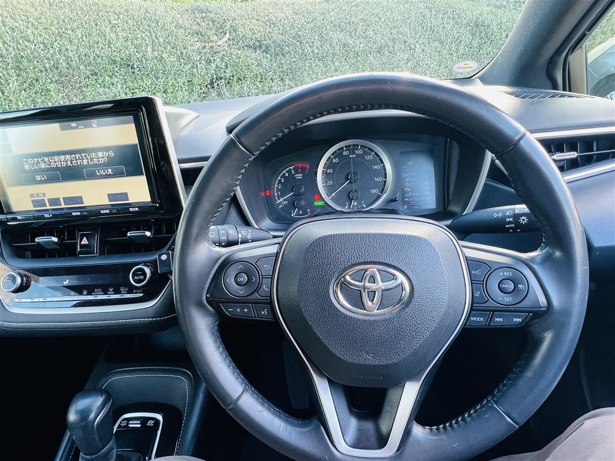 2018 Toyota Corolla HYBRID SPORT CRUISE CONTROL Hatchback Automatic, 5 seats, Silver, Hybrid, 1,800 cc, 33,961 km
