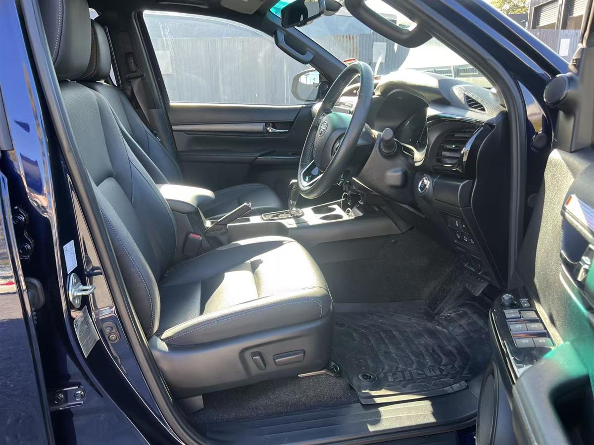 2024 Toyota Hilux SR5 CRUISER TD DC 2. Ute Automatic, 5 seats, Blue, Diesel, 2,755 cc, 36,944 km