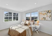 981m2 section, 404m2 character 5 beds 3 baths grand residence with triple garage, swimming pool, Beautifully landscaped gardens, 9 Worcester Road Meadowbank, Auckland