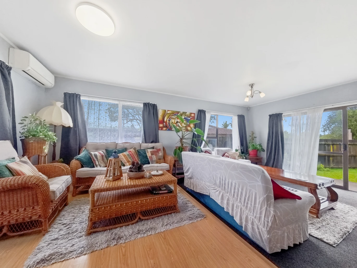 651m2 section, 200m2 Brick and tile 3 beds 2 baths house with double garage, 36 Frank Evans Place Henderson, Auckland
