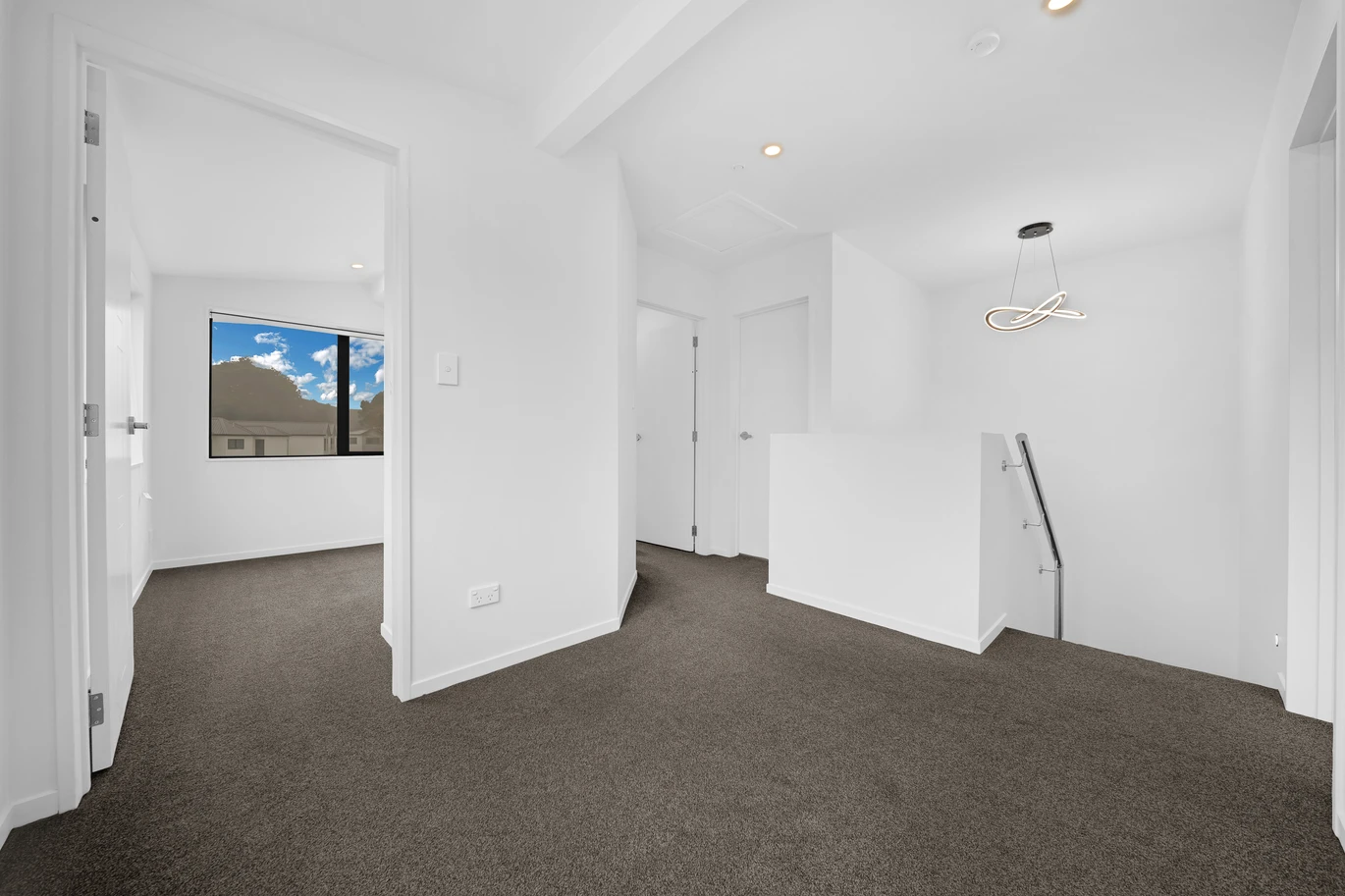 3 beds 2.5 baths home with garage, zoned for Howick Primary School, Howick Intermediate School, and Pakuranga College, 19A & D Vida Place Howick, Auckland
