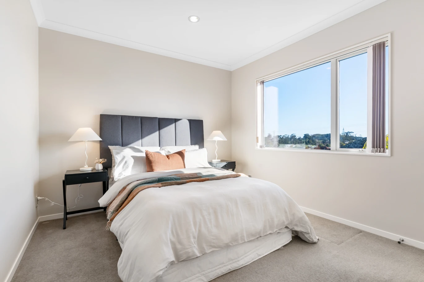 Mt Roskill Grammar School zone, First time on the market since new, 242m2 Standalone 5 beds + Study nook 3.5 baths house with double garage, 57 Rogan Street Hillsborough, Auckland