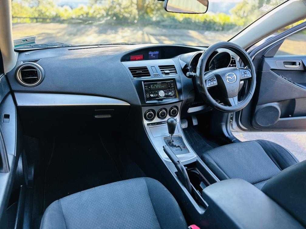 2009 Mazda Axela Sedan Automatic, 5 seats, Silver, New Import, Petrol, 1,500 cc, 228,650 km