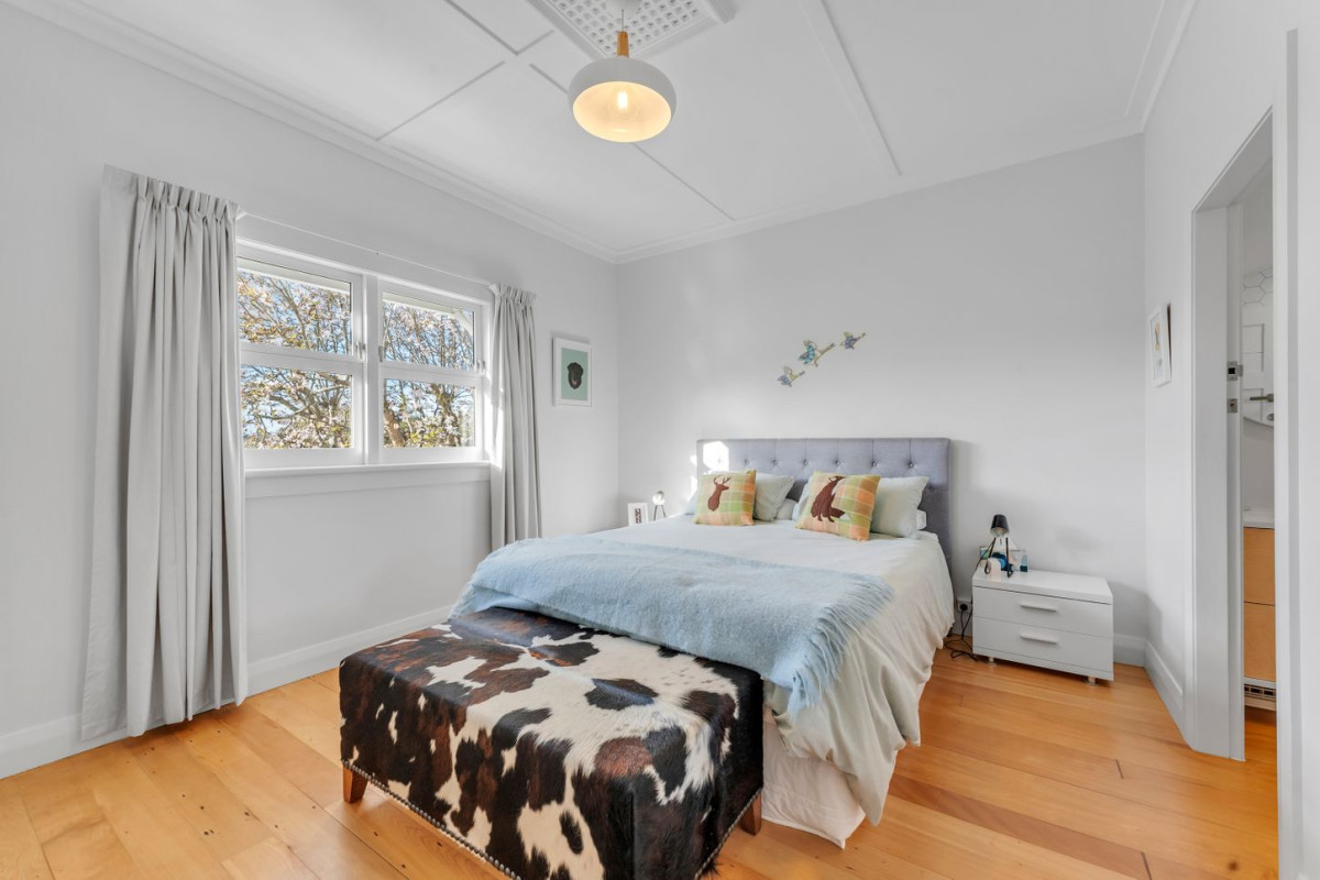 Owners Downsizing – Retirement Beckons, 522m2 section, Renovated 3 beds 2 baths house, 36 Old Mill Road, Grey Lynn, Auckland