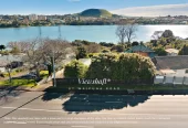 Once in nearly 25 years, 648m2 section, 225m2 Brick and tile 3 beds 1 bath house with double garage, workshop, a large rumpus and ample storage, Approx. 3 minutes to Sylvia Park Shopping Centre and motorway access, 87 Waipuna Road Mount Wellington, Auckland