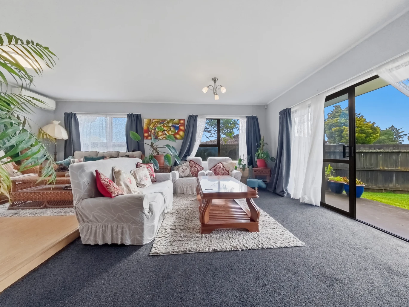 651m2 section, 200m2 Brick and tile 3 beds 2 baths house with double garage, 36 Frank Evans Place Henderson, Auckland