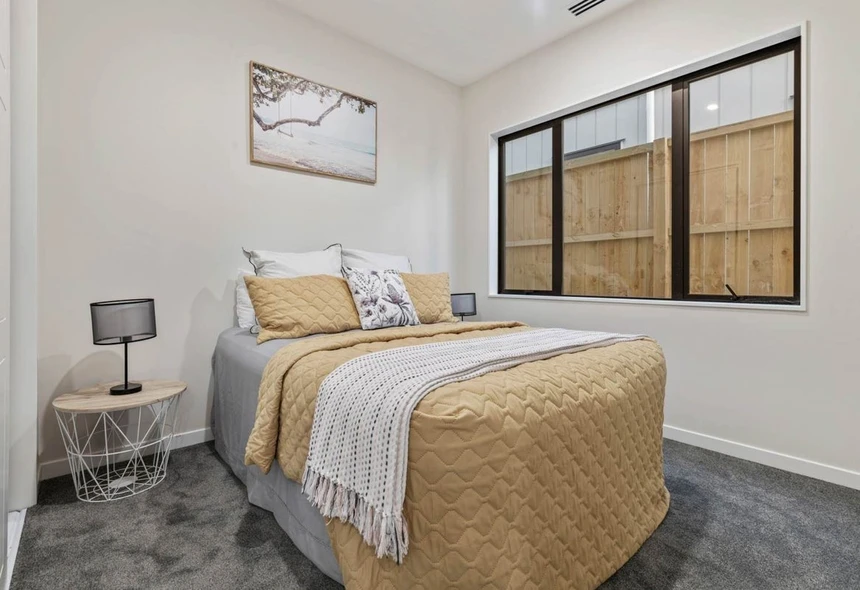 Overseas Bound Owners – Must sell, Offers Over $1,349,000, 2 kitchens, 6 beds (4 ensuites) 5.5 baths house with double garage and 2 beds granny, 12 Woodacre Street Flat Bush, Auckland