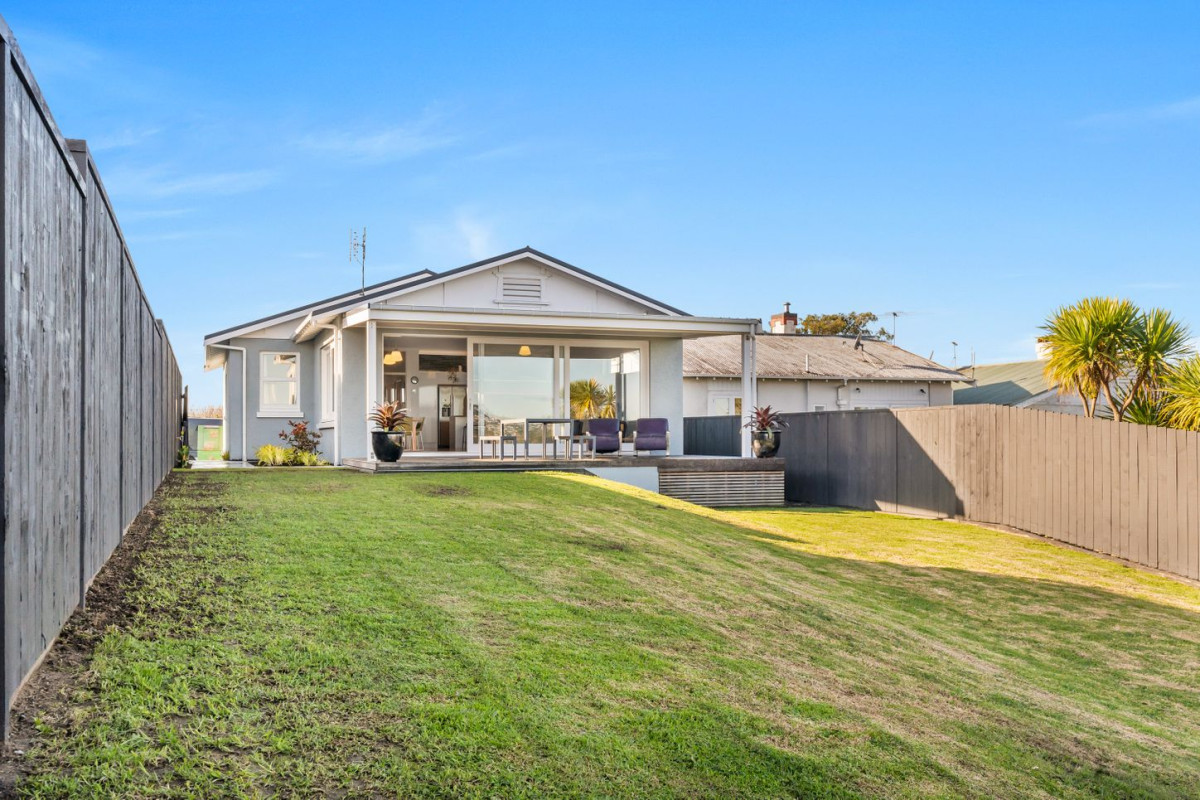 Owners Downsizing – Retirement Beckons, 522m2 section, Renovated 3 beds 2 baths house, 36 Old Mill Road, Grey Lynn, Auckland