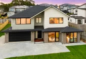 786m2 section, 2 kitchens, 355m2 Brandnew 7 beds (1 ensuite) 4 baths house with double garage and 3 beds granny, move-in ready, Central air conditioning system upstairs, Separate heat pump downstairs, Underfloor heating in all bathrooms, 10 Saw Lane Swanson, Auckland