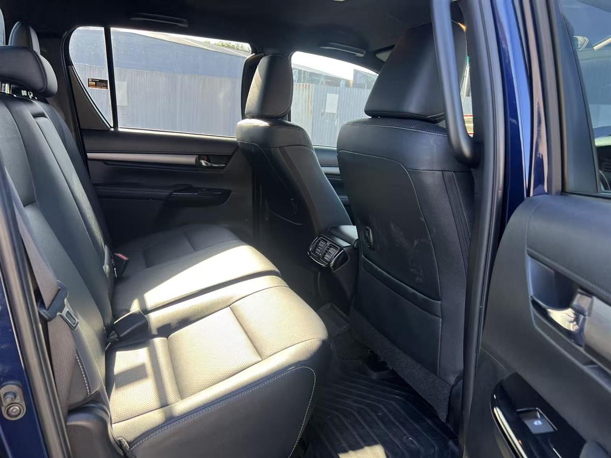 2024 Toyota Hilux SR5 CRUISER TD DC 2. Ute Automatic, 5 seats, Blue, Diesel, 2,755 cc, 36,944 km