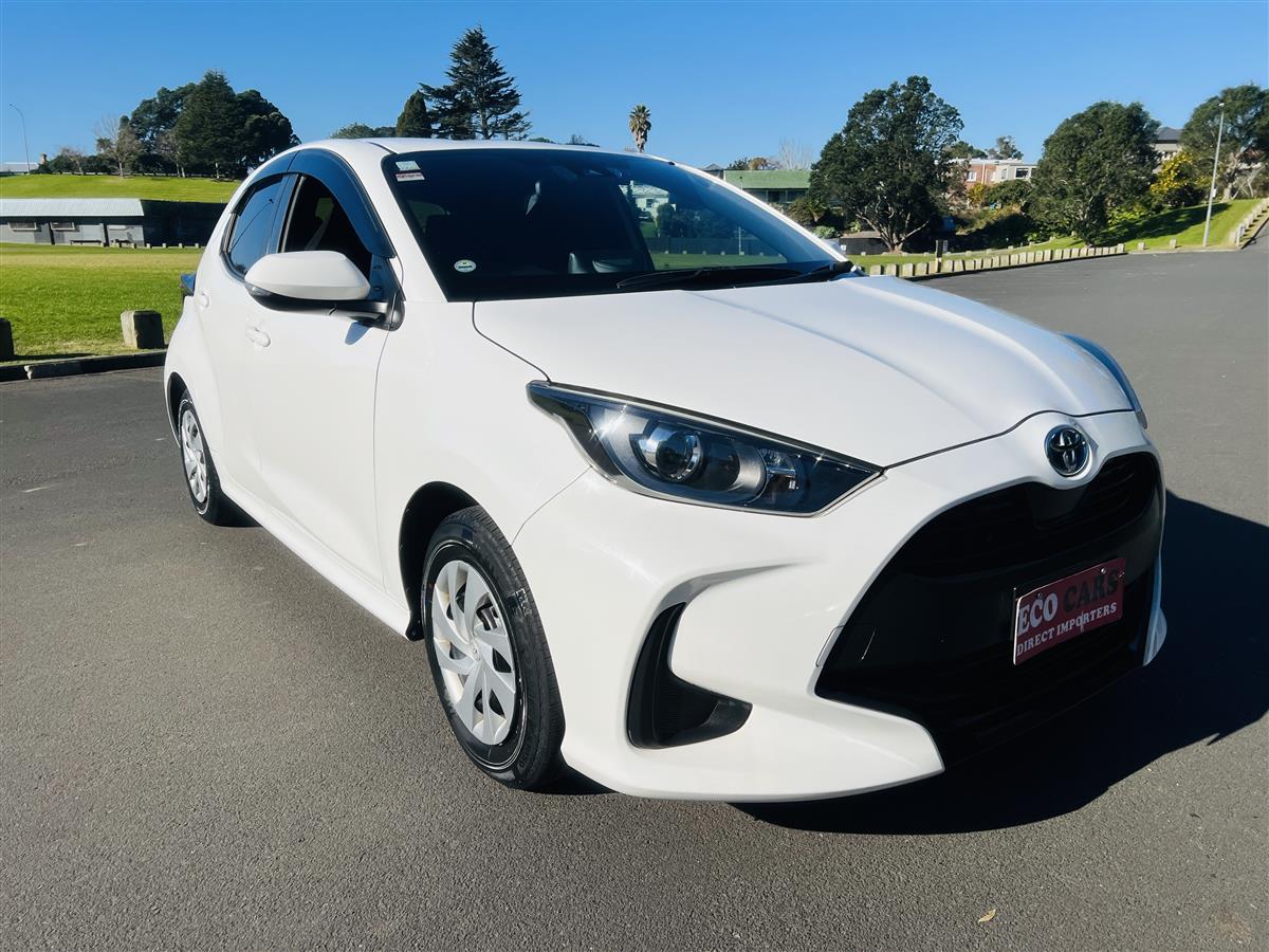 2021 Toyota Yaris HYBRID CRUISE CONTROL SMART KEY Hatchback Automatic, 5 seats, Hybrid, Petrol, 1,500 cc, 32,708 km