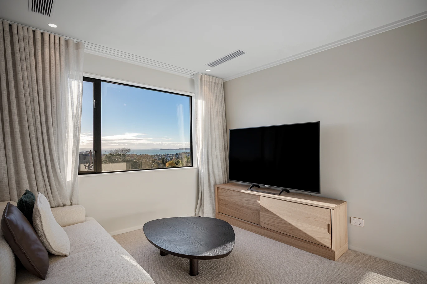 Pinnacle Bays Living | Zen, Water & Luxury, 374m2 Luxury 5 beds (5 ensuites) 5.5 baths house with double garage, swimming pool, and even a spectacular ‘sky lounge and office’ attic space, owners are onto new adventures and their instructions to sell are crystal clear, 2 Glen Atkinson Street St Heliers, Auckland