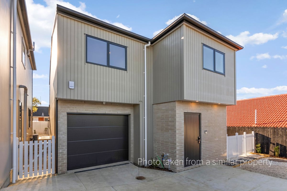 10 Year Master Builder Guarantee + 24 Months Maintenance Guarantee, 162m2 Brandnew standalone 4 beds 2.5 baths home with garage, move-in ready, In zone for Cockle Bay School, Somerville Intermediate & Howick College, 6B Edendale Road, Somerville, Auckland