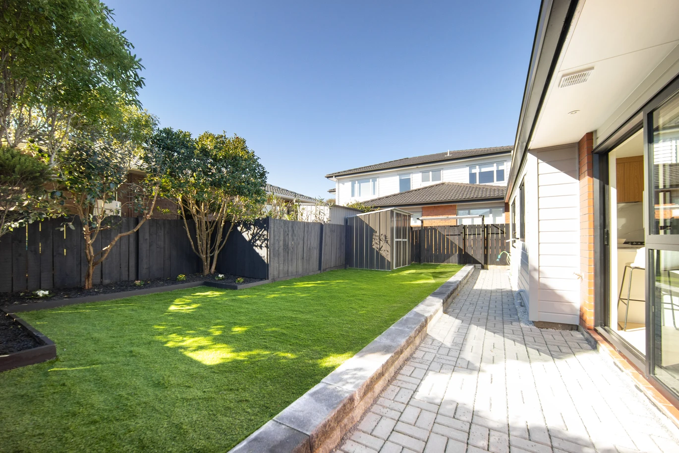 Standalone Brick and tile 2 beds 1 bath home with garage, 3/43 Alverston Street Waterview, Auckland