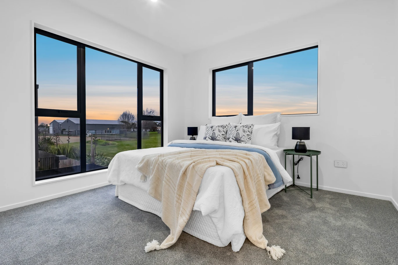 Brandnew standalone 4 beds 2.5 baths home with garage, 4/106 Edgewater Drive Pakuranga, Auckland