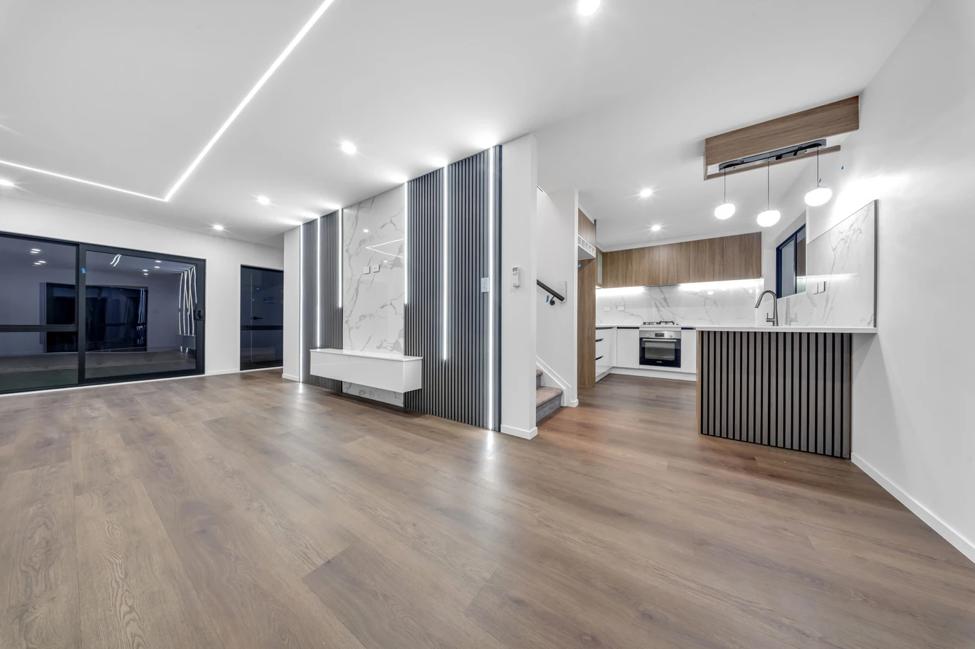 Brandnew standalone 4 beds 2.5 baths home with garage, 4/106 Edgewater Drive Pakuranga, Auckland