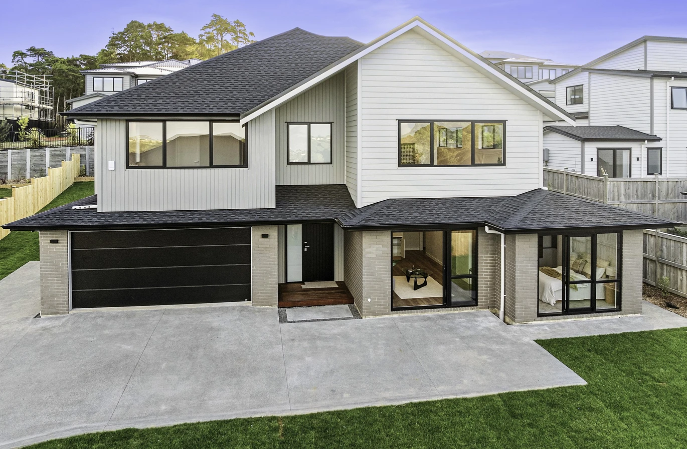 786m2 section, 2 kitchens, 355m2 Brandnew 7 beds (1 ensuite) 4 baths house with double garage and 3 beds granny, move-in ready, Central air conditioning system upstairs, Separate heat pump downstairs, Underfloor heating in all bathrooms, 10 Saw Lane Swanson, Auckland