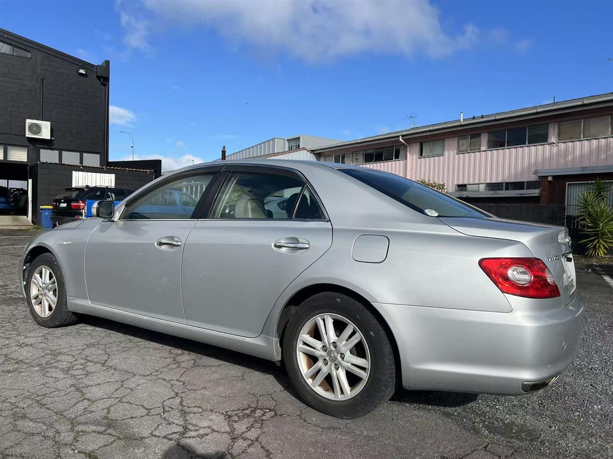 2005 Toyota 250G Sedan Automatic, 5 seats, Petrol, 2,490 cc, 90,427 km