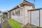 Owner downsizing, 2 beds 1 bath home with garage, 2/25 Kitchener Road, Sandringham, Auckland
