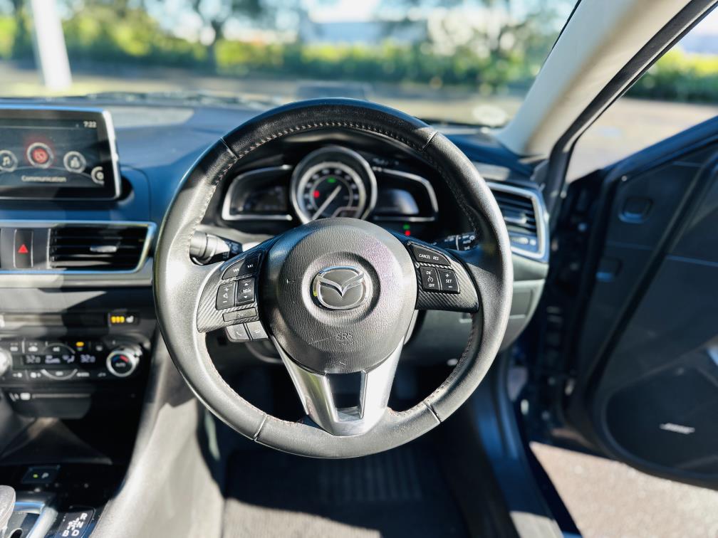 2013 Mazda Axela 20S L HYBRID SPORTS !! TOP SPEC !! Sedan Automatic, 5 seats, New Import, Hybrid, 2,000 cc, 82,347 km