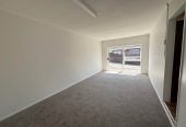 For rent,Brick and tile 3 beds 2 baths unit, 0.1 km to Pakuranga College, available now, 1/17 Liam Place, Half Moon Bay, Auckland