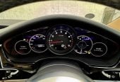 2019 Porsche Panamera V6T Facelift Sedan Automatic, 4 seats, Petrol, 3,000 cc, 104,000 km
