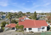 400m2 section, Renovated 3 beds 2 baths house with double carport, 33 View Road Henderson, Auckland