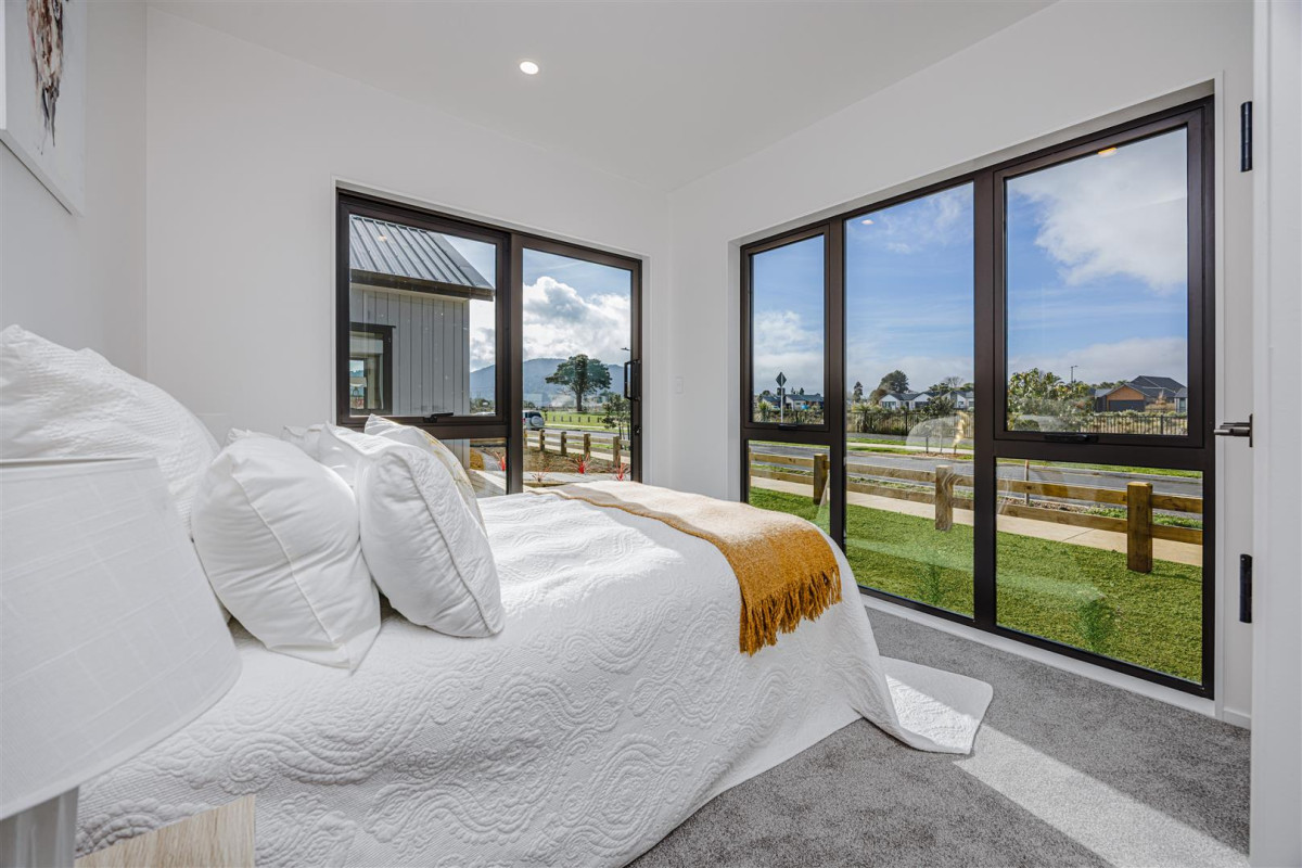 502m2 section, 175m2 Brandnew 4 beds 2.5 baths house with double garage, 8 Arahi Road, Clevedon, Auckland