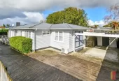 For rent, 3 beds 1 bath house with carport, Available from 16th August, 431A Great South Road, Opaheke, Auckland