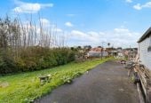 847m2 section, 3 beds 1 bath house with standalone garage, the owners have simply outgrown the home with a large and growing family, 39 Blake Road, Mangere East, Auckland