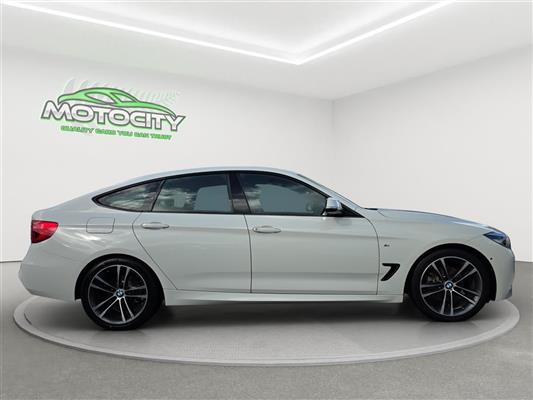 2017 BMW 320i GT, M Sport Sedan Automatic SAVE -$5,000,461 views ,$25,995 ,$20,995, 2,000 cc, 86,636 km
