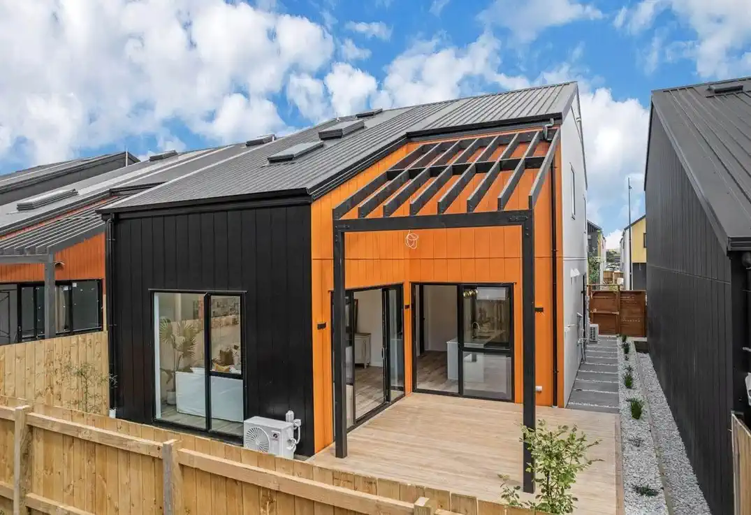 For rent, 4 beds 2 baths house with single garage, Available from 22nd July, 9 Murray Grey Lane, Karaka, Auckland
