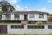847m2 section, 3 beds 1 bath house with standalone garage, the owners have simply outgrown the home with a large and growing family, 39 Blake Road, Mangere East, Auckland
