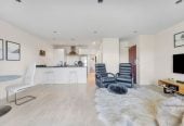 Vendors Moving North after 12 Years of Easy Living, 65m2 2 beds 1.5 baths apartment with carport, Located a mere 1km from the motorway on-ramp, 2/79 Schnapper Rock Road, Schnapper Rock, Auckland