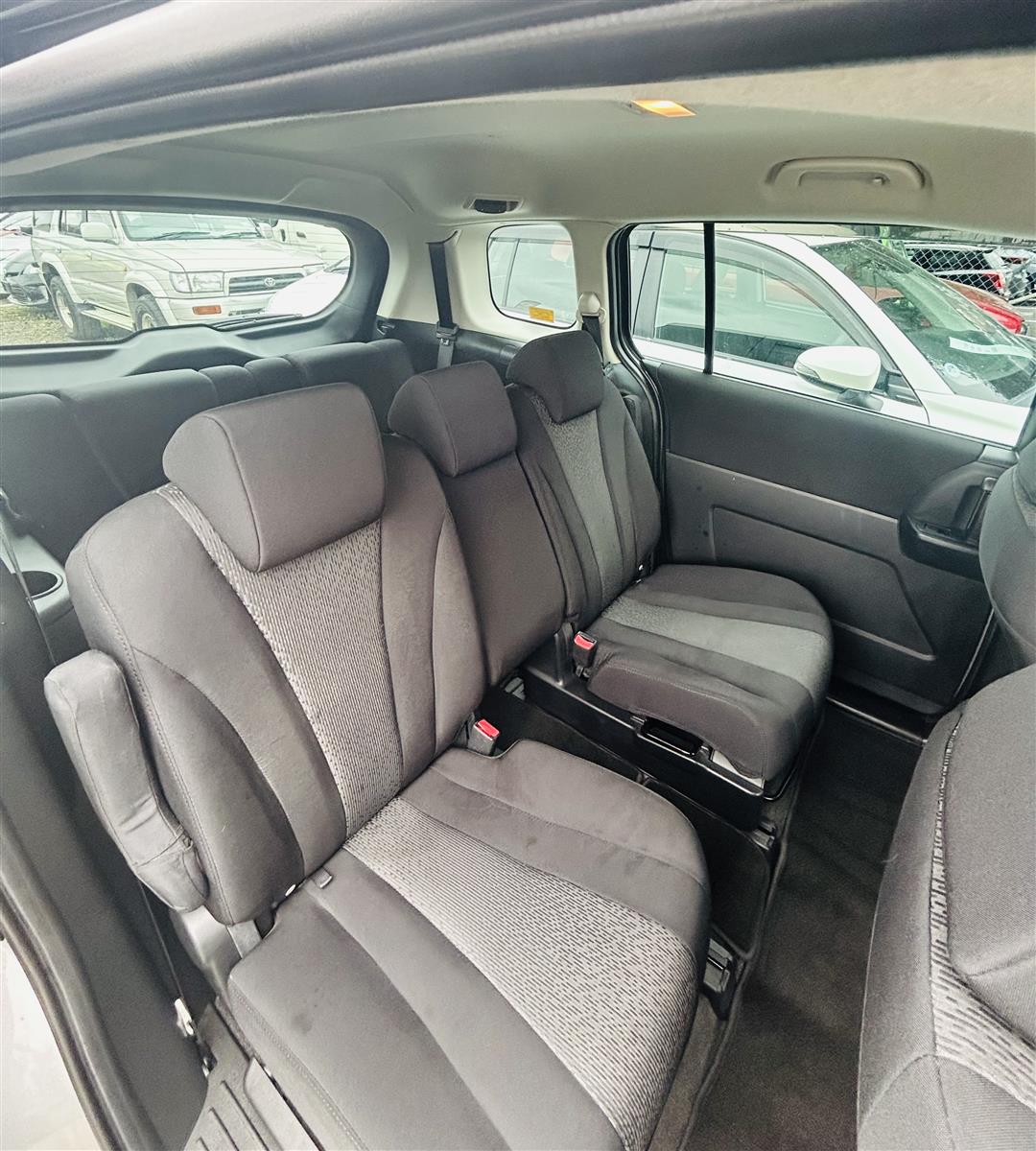 2010 Mazda Premacy Station Wagon Automatic, 7 seats, Silver, Petrol, 2,000 cc, 107,000 km