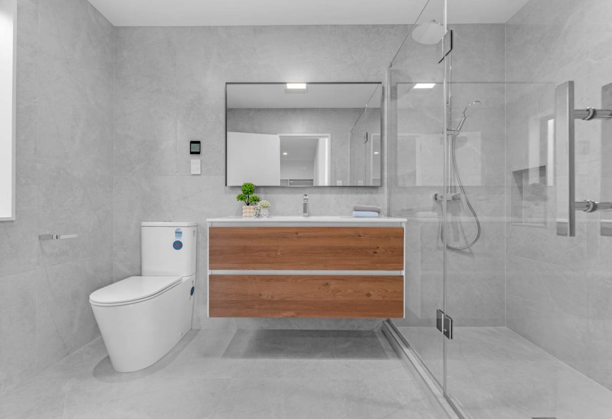 178m2 Brandnew standalone 5 beds 3.5 baths home with garage, 1 ensuite ground floor, 0.7 km to Pakuranga College, Lot 1, 25 Tomintoul Place, Highland Park, Auckland