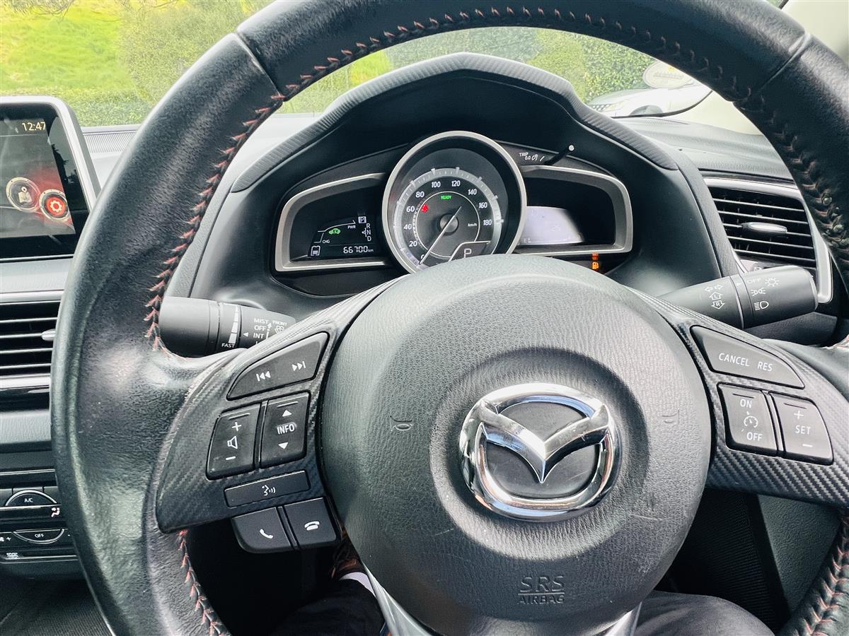 2015 Mazda Axela HYBRID CRUISE CONTROL Sedan Automatic, 5 seats, Grey, Petrol, 2,000 cc, 66,500 km
