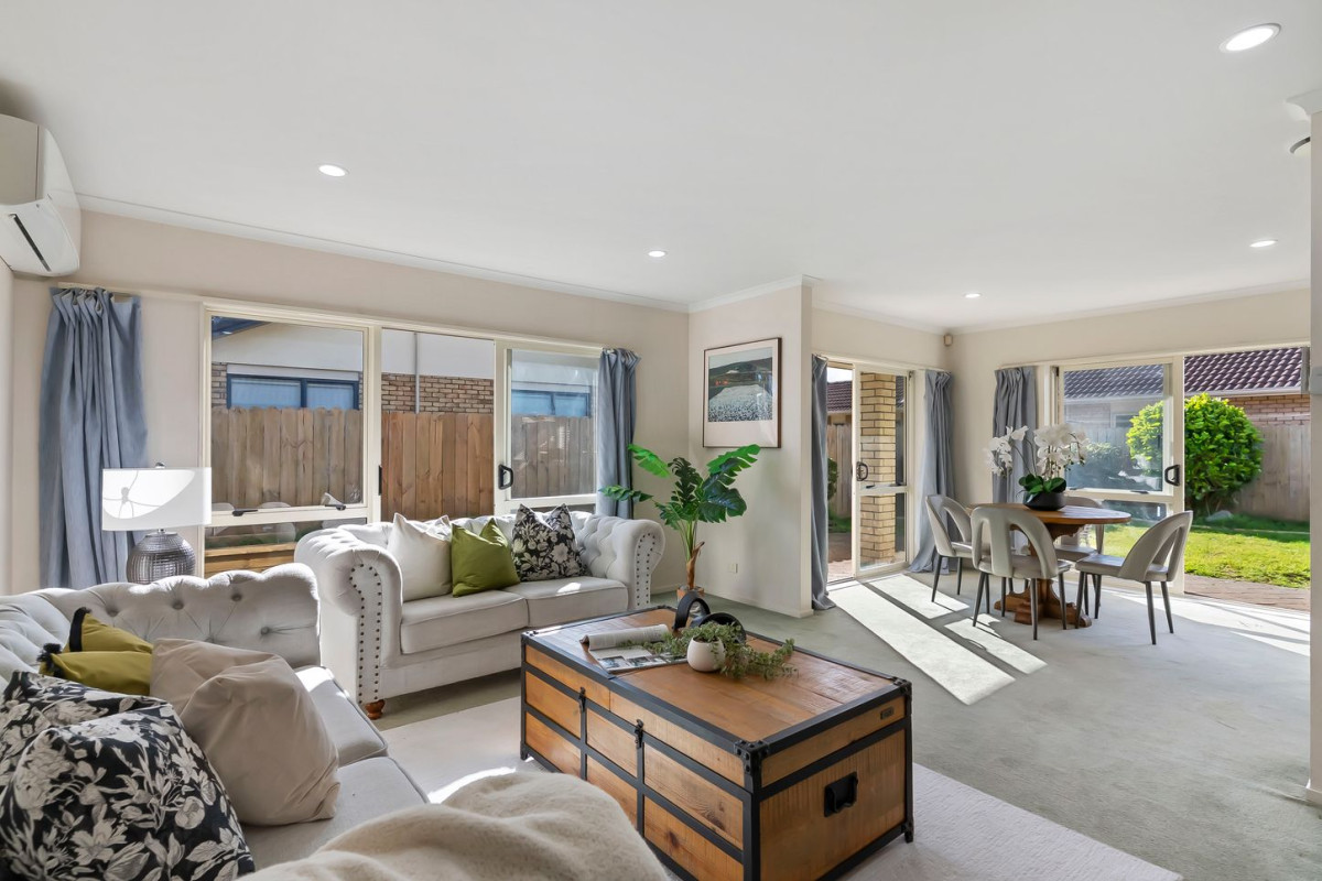 Selling to Settle in Australia, 514m2 section, Brick and tile 3 beds 1 bath house with double garage, 13 Montilla Place, Manurewa, Auckland