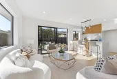 Standalone Brick and tile 2 beds 1 bath home with garage, 3/43 Alverston Street Waterview, Auckland