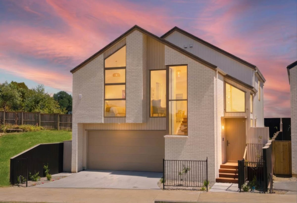 10-Year Builder Warranty, 4 beds 3.5 baths house with double garage, 11 Georgie Salter Crescent, St Johns, Auckland