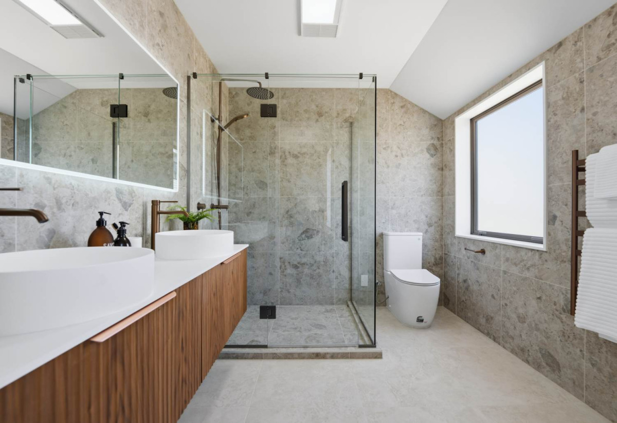 10-Year Builder Warranty, 4 beds 3.5 baths house with double garage, 11 Georgie Salter Crescent, St Johns, Auckland