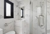 3 beds 2 baths home, 0.6 km to Macleans Primary School, 148B Hutchinsons Road, Bucklands Beach, Auckland