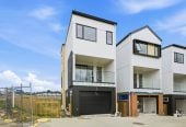 Brandnew 2 beds 1.5 baths home with car park, 2 km to Ormiston Junior College, 34A Hearth Street, Flat Bush, Auckland
