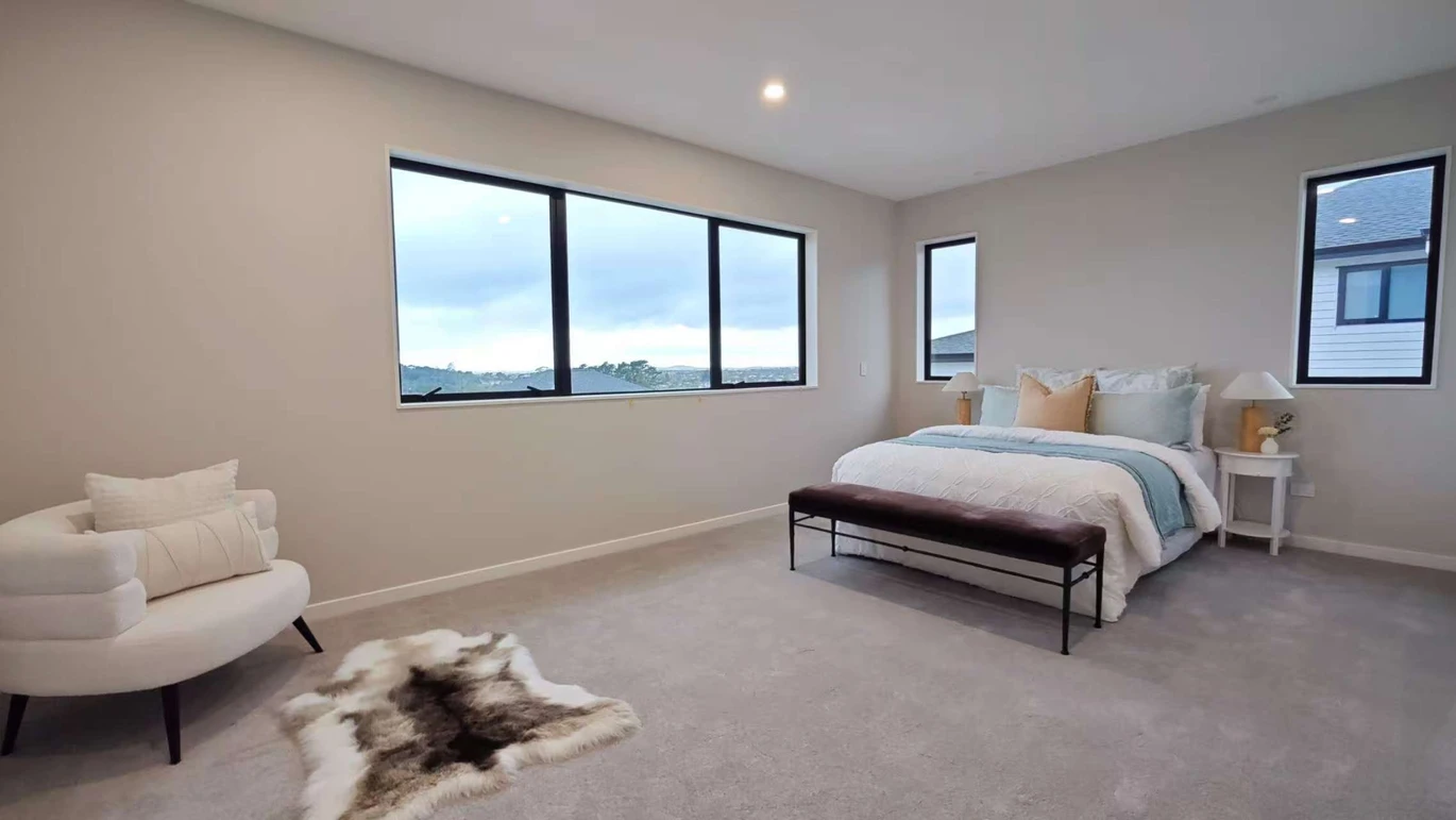 786m2 section, 2 kitchens, 355m2 Brandnew 7 beds (1 ensuite) 4 baths house with double garage and 3 beds granny, move-in ready, Central air conditioning system upstairs, Separate heat pump downstairs, Underfloor heating in all bathrooms, 10 Saw Lane Swanson, Auckland