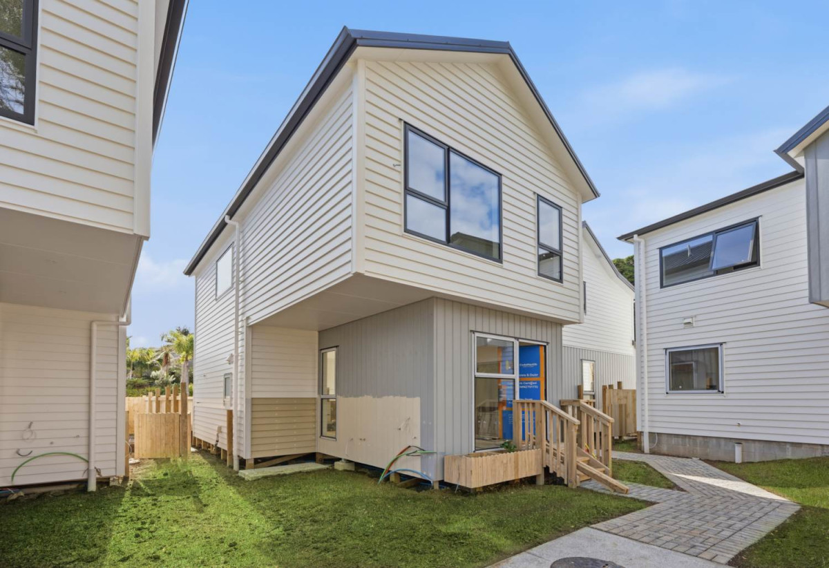 Brandnew standalone 3 beds 2 baths home, 1.6 km to Pakuranga College, Lot 5/14 Vida Place, Howick, Auckland